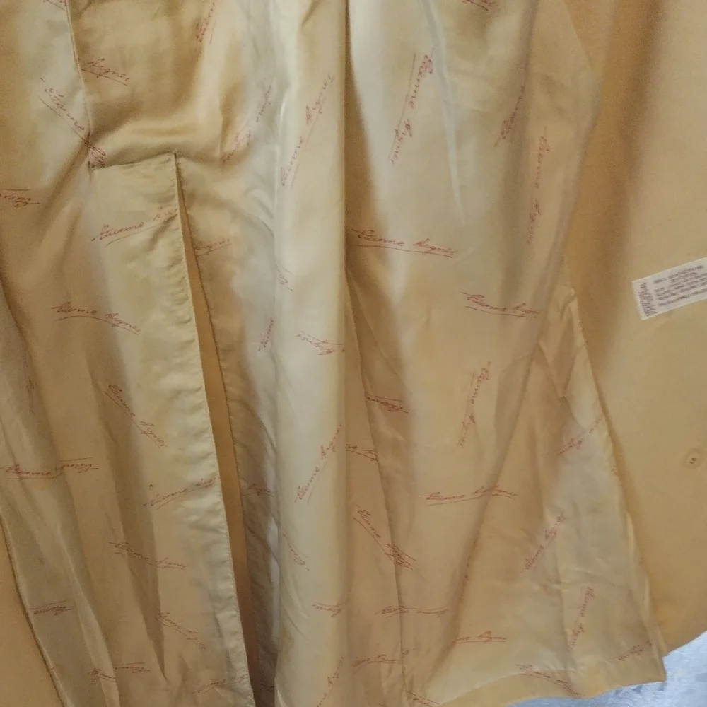 Vintage Etienne Aigner Trench Coat - Picture 5 of 17